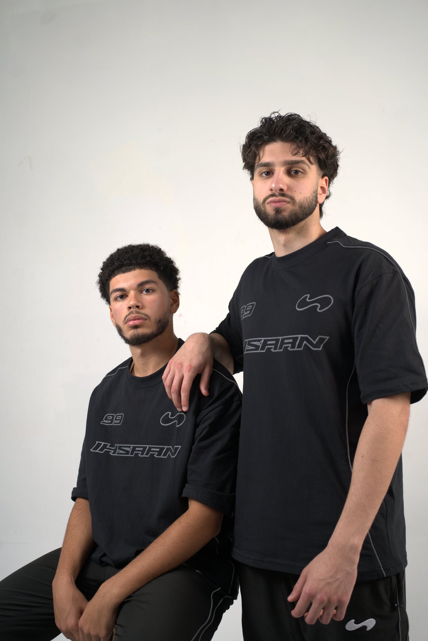 Essential Oversized Tee (Black)