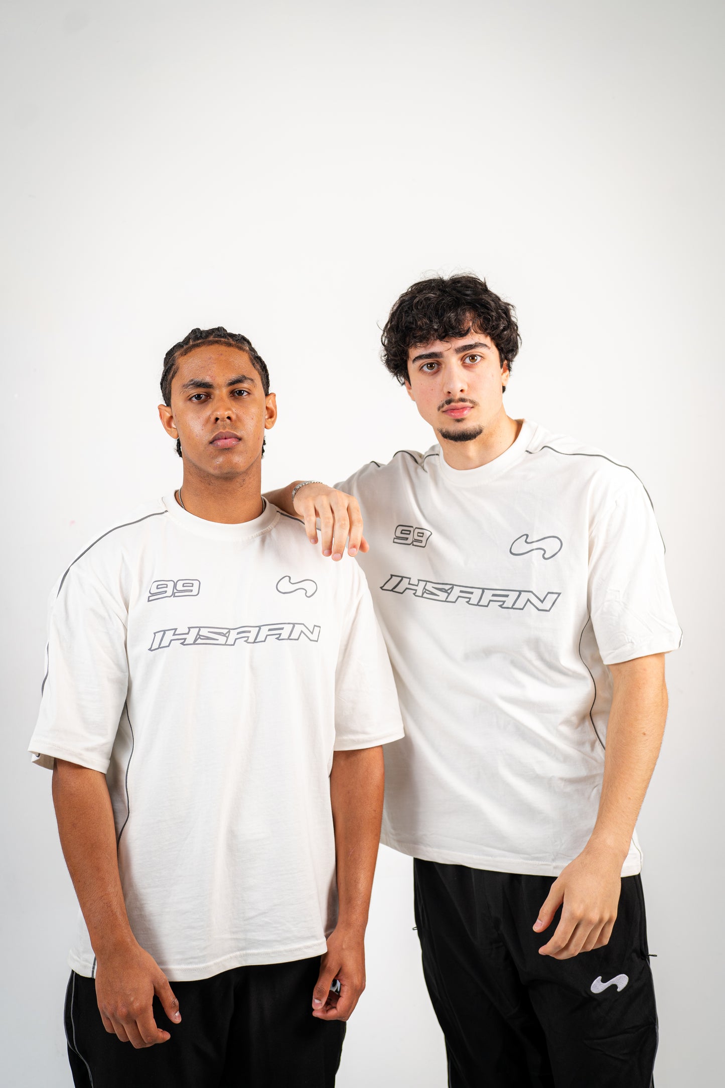 Essential Oversized Tee (White)